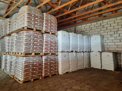 pellet w workach 15 kilogramów